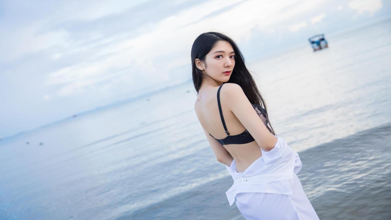 鄂州一家亲女儿聊天记录大全:  青春期成长与家庭关系的真实写照